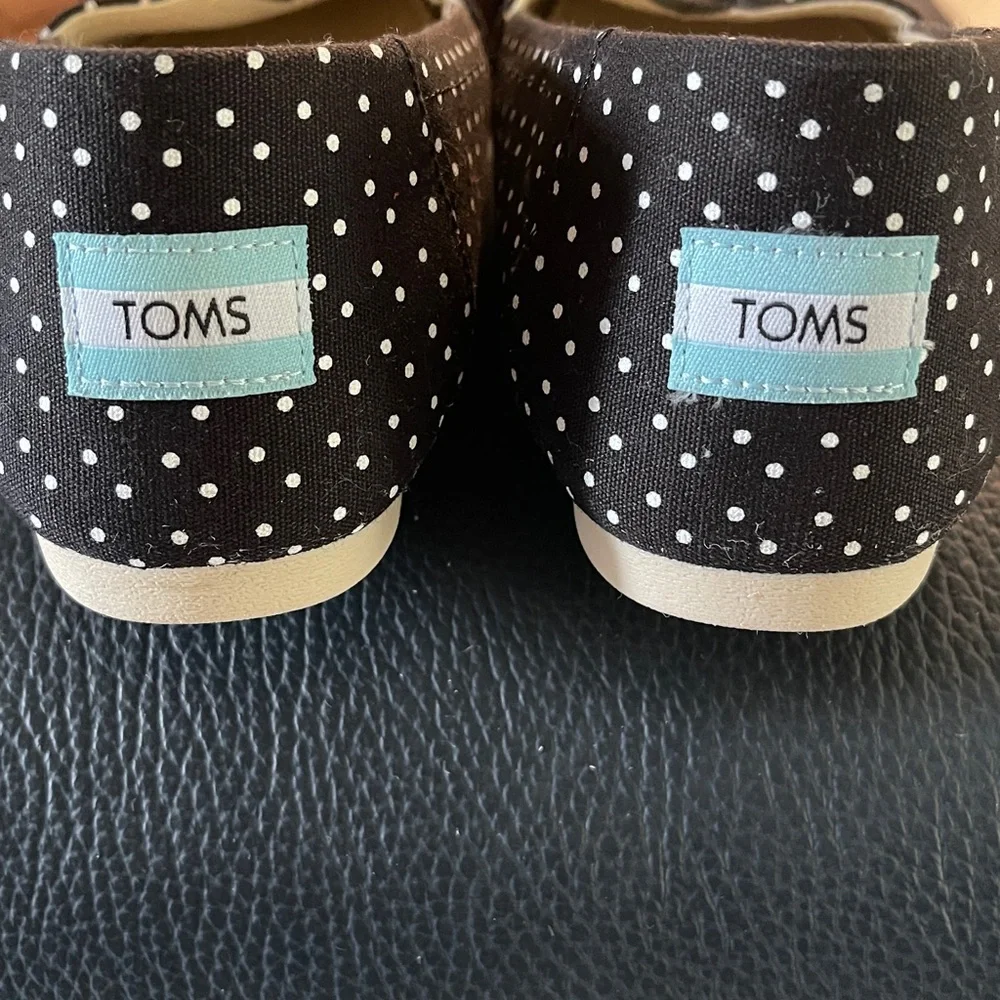 TOMS Classic Shoes Polka Dot Black Women's Slip-On Shoes Size 8 Espadrilles